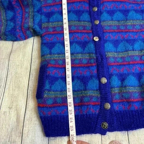 Icelandic Design Mohair and Wool Cardigan Sweater with Pockets Size S/M - Picture 8 of 9